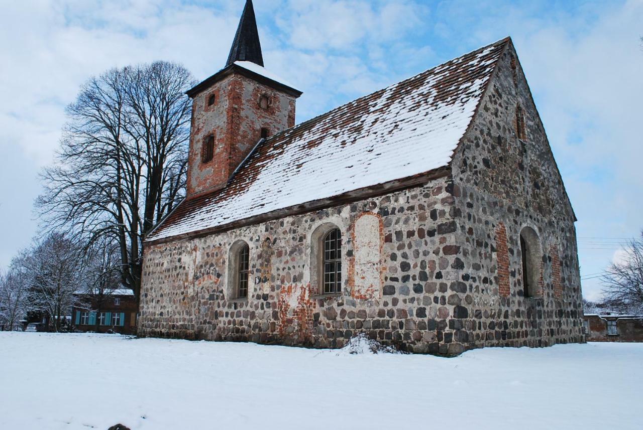 Kulturfreizeiten Ferienwohnungen Neuruppin Exterior photo